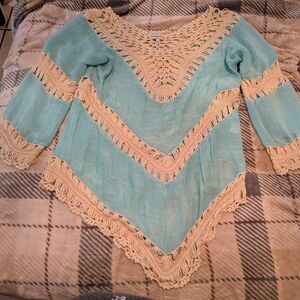 Chic Crochet Accent Women's Tunic